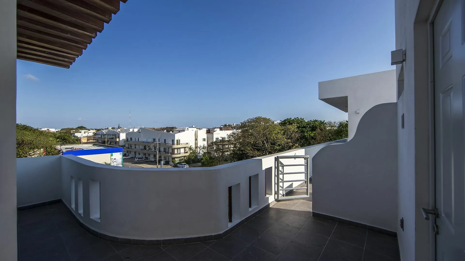 Suite 24 Aparthotel By Xperience Hotels Playa del Carmen 3*,